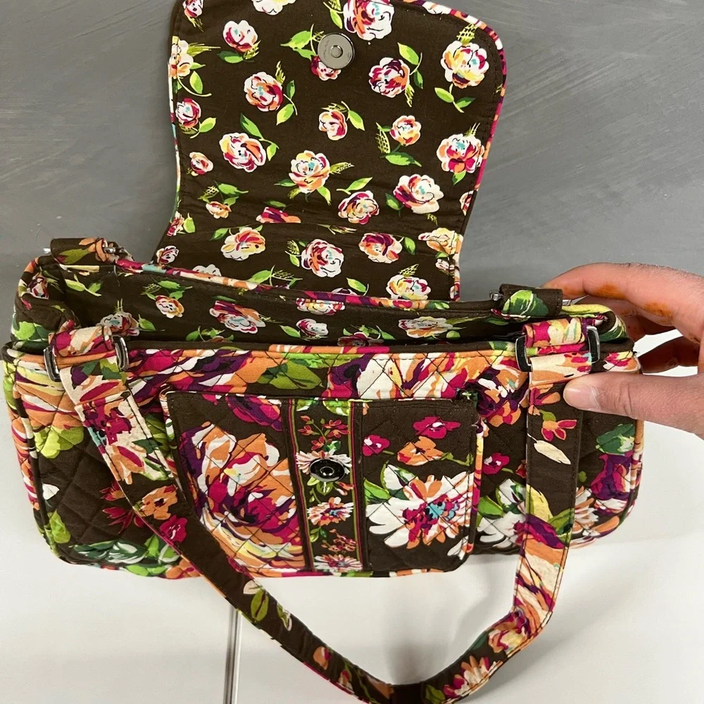 Floral Quilted Shoulder Bag - Picture 5 of 6